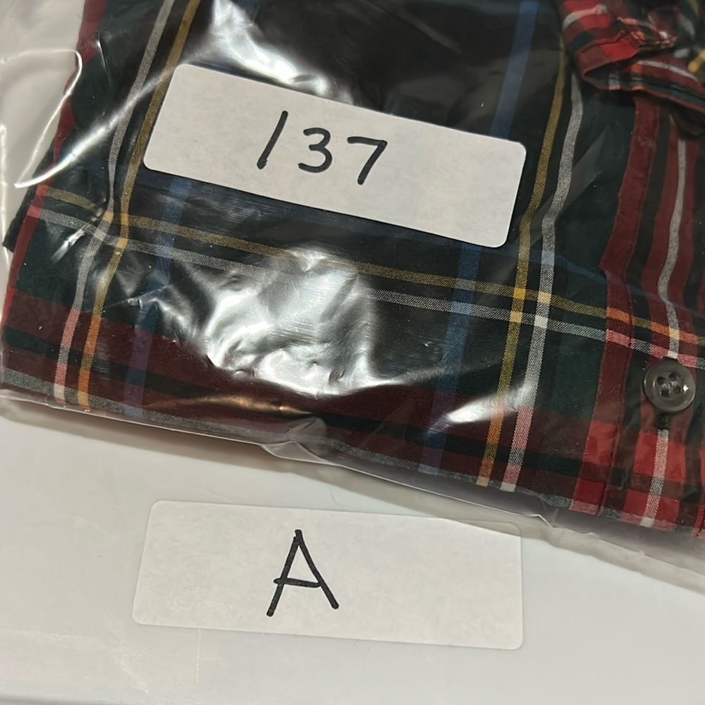 J. CREW Women’s Stewart Plaid Perfect Shirt - Red and Black size 4 - Picture 7 of 7